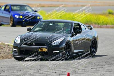 media/May-04-2024-Team Topak Racing (Sat) [[1dff1aa745]]/Inter Low 1/Session 2/